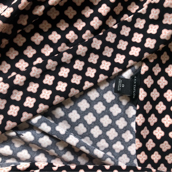 Ann Taylor True Wrap Medallion 3/4 sleeve Dress - Picture 3 of 4